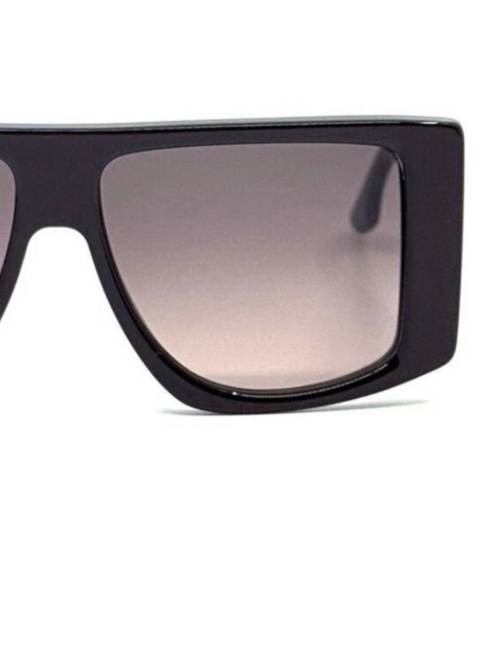 Victoria Beckham Black Sunglasses NEW WITH MAGNET CASE - Picture 3 of 10
